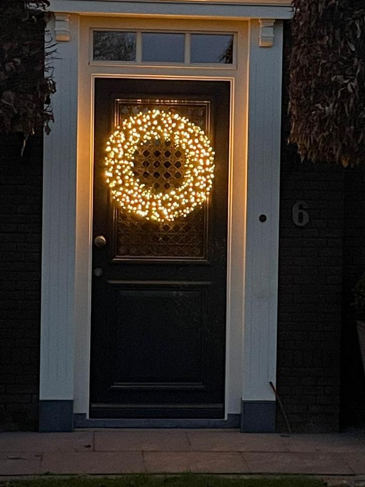 Kerstkrans handgemaakt, Diversen, Kerst, Nieuw, Ophalen