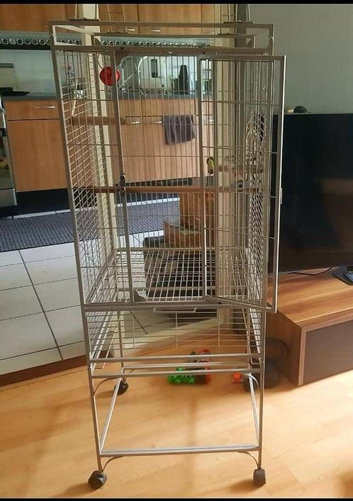 Papegaai kooi, Dieren en Toebehoren, Vogels | Hokken en Kooien, Zo goed als nieuw, Vogelkooi, Metaal, Ophalen of Verzenden