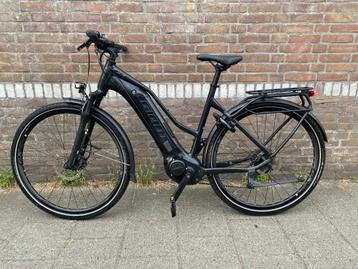 GIANT EXPLORE E+3 STAGGER 2022 L MIDDENMOTOR DAMESFIETS 500W beschikbaar voor biedingen