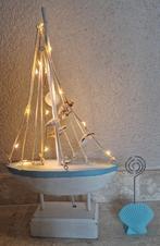 Bootje met lampjes, Hobby en Vrije tijd, Modelbouw | Boten en Schepen, Ophalen of Verzenden, Zo goed als nieuw