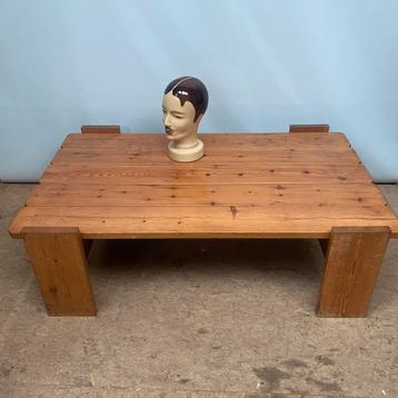 Vintage Brutalist Salontafel Jaren 70 tafel pinewood  beschikbaar voor biedingen