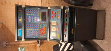 Criss cross game gokkast Guldens/vrijspelen  beschikbaar voor biedingen