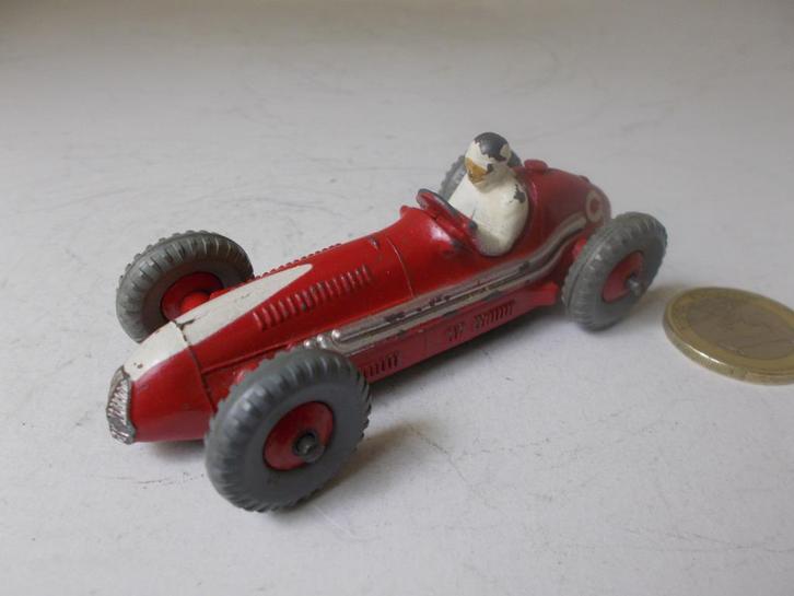 Dinky Toys 231 (1960) MASERATI FORMULE 1 RACING CAR + DRIVER, Hobby en Vrije tijd, Modelauto's | 1:43, Zo goed als nieuw, Auto