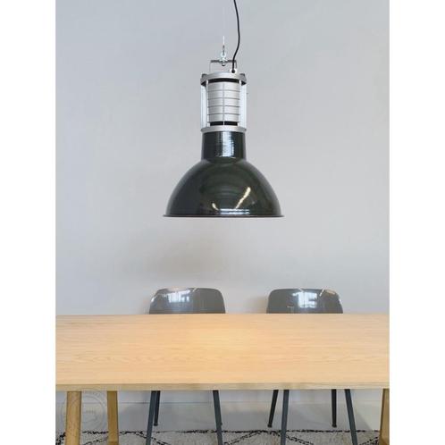 MAZDA industriële lampen jaren 50 fabriekslampen, Huis en Inrichting, Lampen | Hanglampen, Gebruikt, 50 tot 75 cm, Glas, Metaal