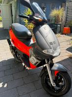 Gilera runner 180cc fluo rosso, Fietsen en Brommers, Scooters | Piaggio, Ophalen of Verzenden, Zo goed als nieuw, Overige modellen