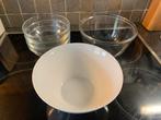 Set van 5 mooie schalen – wit & glas, tijdloos, Ophalen, Zo goed als nieuw