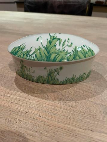 Porseleinen sieraden doosje van Modall. beschikbaar voor biedingen