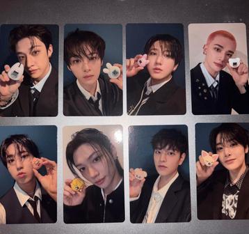 skzoo x tamagotchi photocards beschikbaar voor biedingen