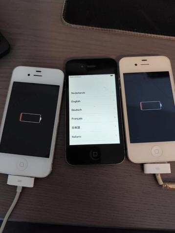 3 stuks Apple iPhone 4 voor onderdelen/reparatie  beschikbaar voor biedingen