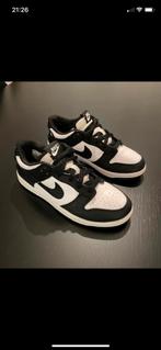 Nike dunk low retro 35, Kleding | Heren, Ophalen of Verzenden, Zo goed als nieuw