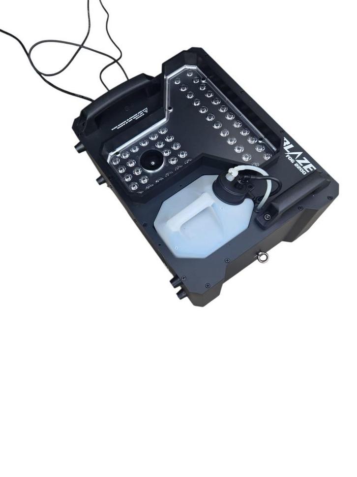 te huur rookmachines 2200 watt, Hobby en Vrije tijd, Feestartikelen | Verhuur, Zo goed als nieuw, Overige, Ophalen of Verzenden