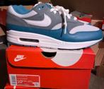 Nike Air Max 1 Aqua Noise Leather Size 44,5, Kleding | Heren, Schoenen, Blauw, Nieuw, Ophalen of Verzenden, Sneakers of Gympen