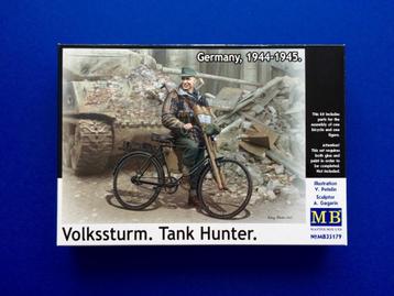MasterBox	35179	Volkssturm Tank Hunter Germany 1944	1/35 beschikbaar voor biedingen