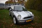 Mini 1.6 16V ONE 2003 Grijs, Auto's, Mini, Voorwielaandrijving, Zwart, 4 cilinders, 4 stoelen