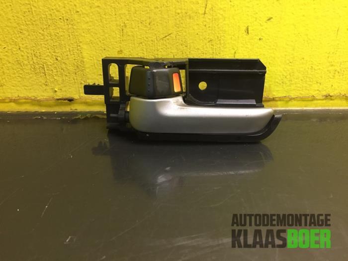 Portiergreep 4Deurs links-voor van een Opel Agila, Auto-onderdelen, Carrosserie en Plaatwerk, Opel, Gebruikt, 6 maanden garantie