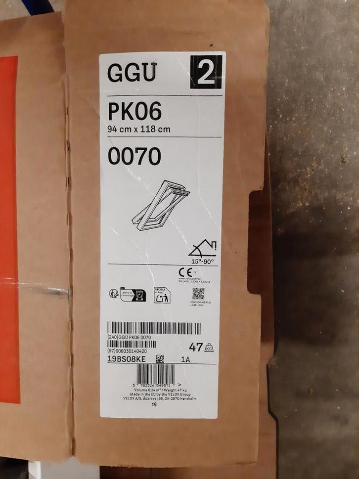 Dakraam velux kunststof 94 x 118, Doe-het-zelf en Verbouw, Glas en Ramen, Zo goed als nieuw, Ophalen