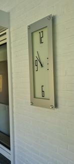 Wandklok B&W by NeXtime, Huis en Inrichting, Woonaccessoires | Klokken, Ophalen, Gebruikt