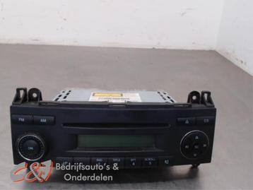 Radio van een Volkswagen Crafter beschikbaar voor biedingen