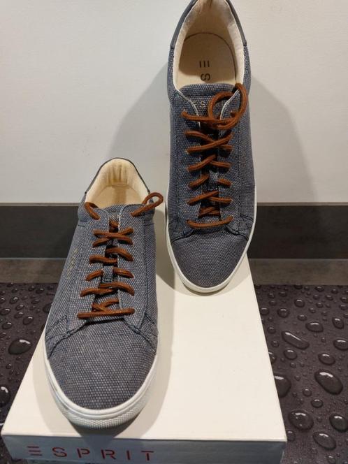Z.g.a.n. blauwe stoffen sneakers van Esprit, maat 39, Kleding | Dames, Schoenen, Zo goed als nieuw, Sneakers of Gympen, Blauw