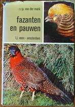 Fazanten en pauwen - R.R.P. van der Mark, Ophalen of Verzenden, Gebruikt
