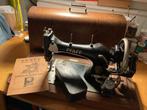 pfaff vintage handnaaimachine met beschermkap, Hobby en Vrije tijd, Naaimachines en Toebehoren, Ophalen, Gebruikt, Naaimachine