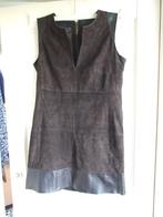 Claudia Sträter bruine suede overgooier 42, Kleding | Dames, Jurken, Bruin, Maat 42/44 (L), Ophalen of Verzenden, Zo goed als nieuw