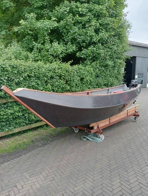 Hele mooie en ruime polyester punter / sloep + Mercury 8 pk, Watersport en Boten, Sloepen, Gebruikt, Tot 10 pk, 3 tot 6 meter