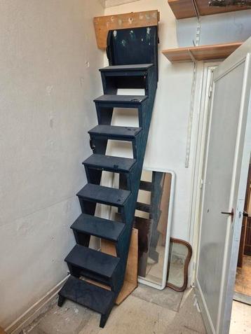 Leuke trap (240 cm) voor hoogslaper ( 200 cm hoog). beschikbaar voor biedingen
