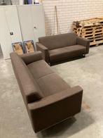 2 zitsbank en 3 zitsbank stof bruin SAMEN €250 ALS NIEUW, Driepersoons, 75 tot 100 cm, Ophalen of Verzenden, Zo goed als nieuw