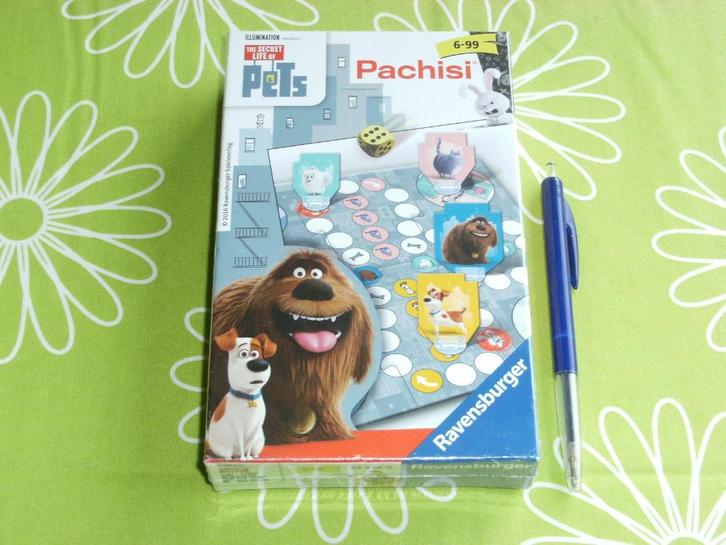 Nieuw in seal: Pachisi - The secret life of Pets, Hobby en Vrije tijd, Gezelschapsspellen | Bordspellen, Nieuw, Een of twee spelers
