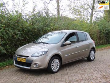 Renault Clio 1.2 Collection *Dist VV *4Nieuwe banden AllSeas beschikbaar voor biedingen