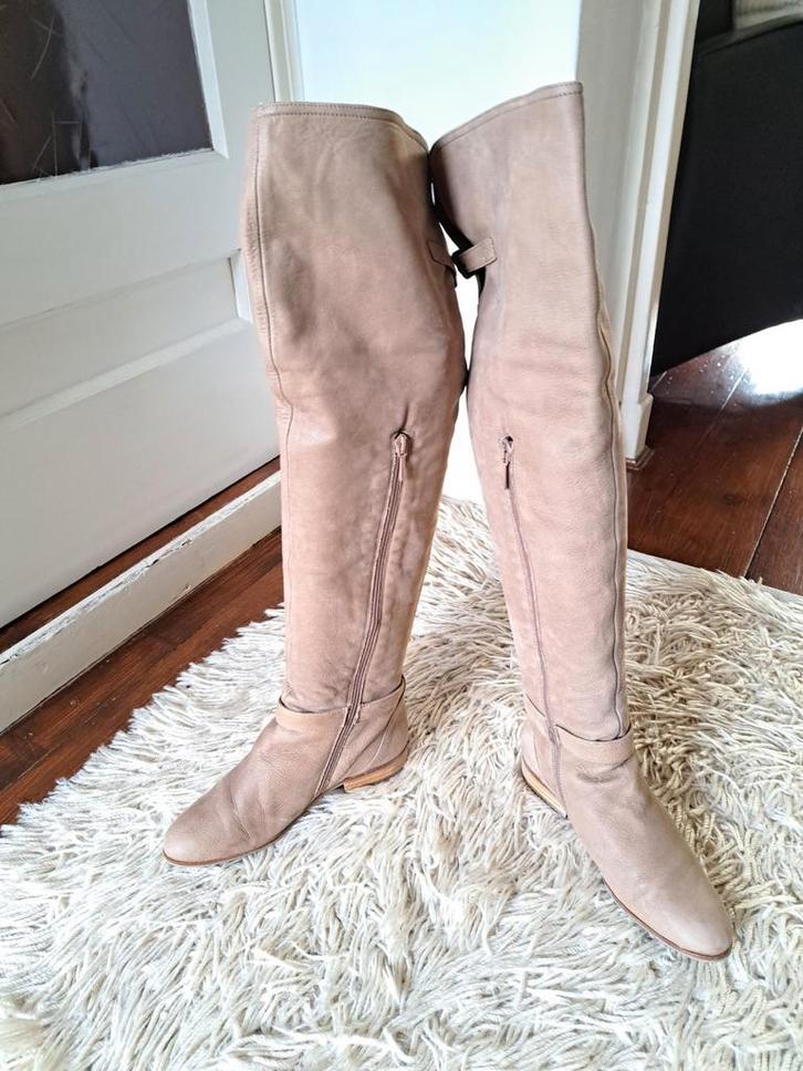 Beige Leren Hoge Laarzen, Zara, Mt. 36, Kleding | Dames, Schoenen, Gedragen, Hoge laarzen, Beige, Ophalen of Verzenden