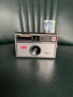 Kodak 104 Instamatic Camera & Philips Photoflux flitskubus, Compact, ?, Zo goed als nieuw, Kodak