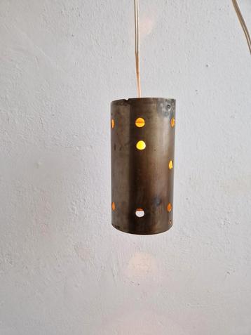 Vintage hanglamp brutalistisch metaal met gaten mooi beschikbaar voor biedingen