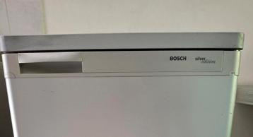 Bosch koelkast BRANDSCHOON beschikbaar voor biedingen
