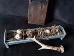 (Kippen)voerbakje" zink" landelijk ,stoer brocante,, Antiek en Kunst, Ophalen of Verzenden