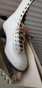 witte kunstschaatsen maat 39, Gebruikt, Kunstschaatsen, Ophalen, Overige merken
