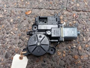 VW Polo Raammotor Linksachter beschikbaar voor biedingen