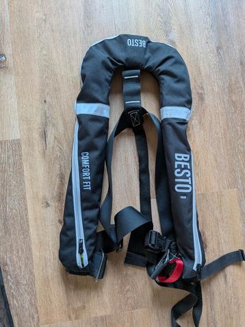 Besto Zwemvest Comfort Fit 165N beschikbaar voor biedingen