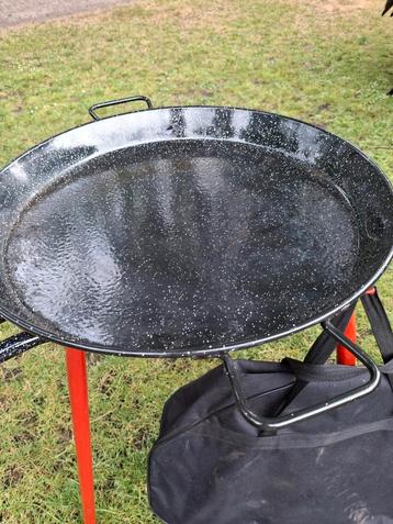 Paelepan beschikbaar voor biedingen
