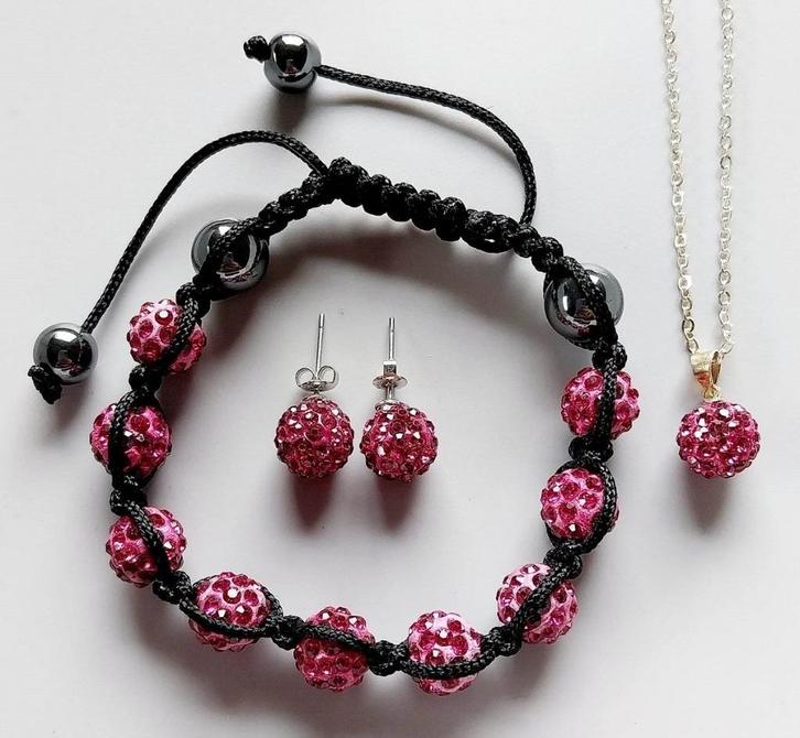 shamballa set fuchsia roze, Sieraden, Tassen en Uiterlijk, Armbanden, Zo goed als nieuw, Overige materialen, Roze, Met bedels of kralen