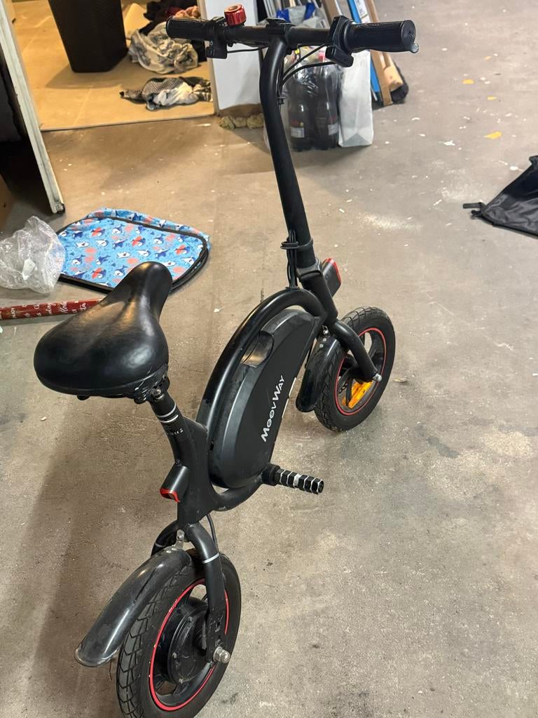 Moovway Elektrische Step - Compact en Handig!, Fietsen en Brommers, Elektrische fietsen, Overige merken, Minder dan 30 km per accu