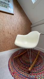 Vitra RAR Schommelstoel - Wit met Houten Onderstel, Huis en Inrichting, Stoelen, Ophalen
