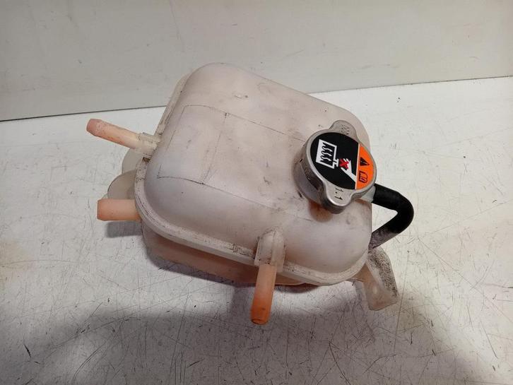 Koelvloeistof reservoir Kia Stonic, Auto-onderdelen, Motor en Toebehoren, Kia, Gebruikt, Herkomst onderdeel bekend, 12 maanden garantie