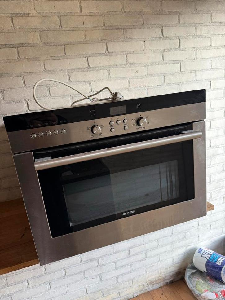 Siemens Combi Oven - 4 jaar oud - Zijderveld, Witgoed en Apparatuur, Ovens, Gebruikt, Inbouw, Oven met grill, 45 tot 60 cm, Hete lucht