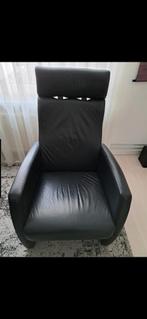Zwarte fauteuil, Ophalen, Gebruikt, 50 tot 75 cm
