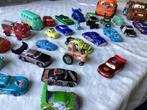28 auto van Cars Disney Pixar, Kinderen en Baby's, Speelgoed | Speelgoedvoertuigen, Ophalen, Zo goed als nieuw