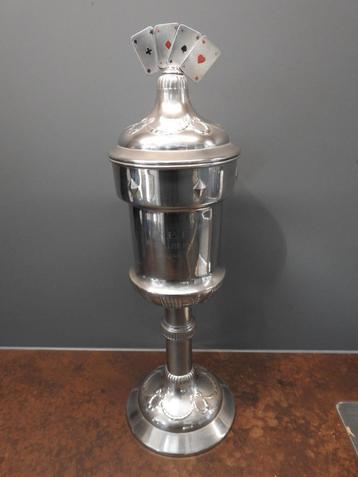 Prijs beker bokaal 1946 beschikbaar voor biedingen
