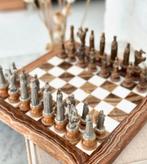 Unieke vintage schaakset – massief messing & marmer, Hobby en Vrije tijd, Gezelschapsspellen | Bordspellen, Ophalen of Verzenden