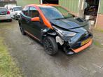 Toyota aygo jbl uitv bj 2021 lichte rv schade, Ophalen, Benzine